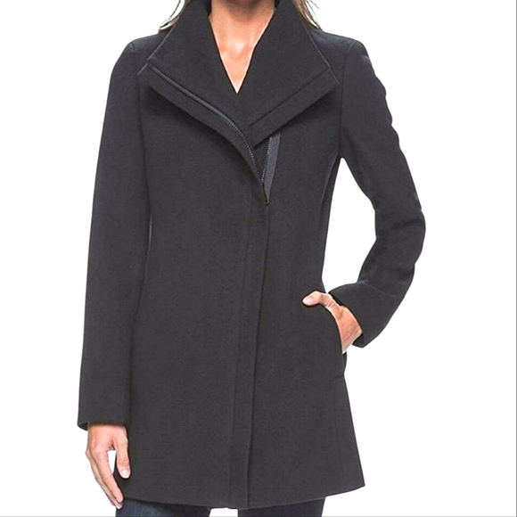 Andrew Marc sz Medium Asymmetrical Zip-Front Coat in Charcoal Grey - Picture 1 of 13